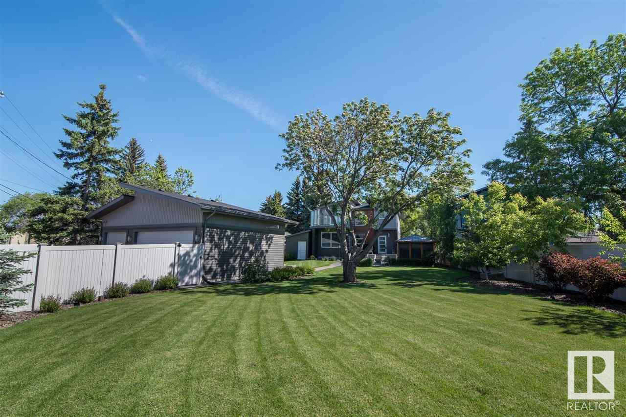Photo 22 of 9104 83 St Nw, Edmonton AB