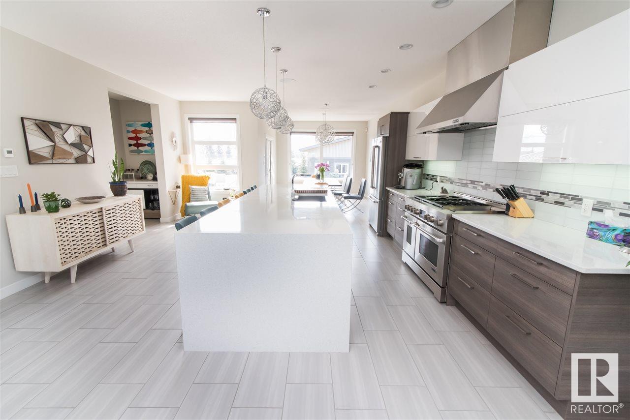 Photo 13 of 9104 83 St Nw, Edmonton AB