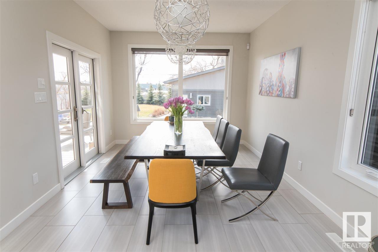 Photo 15 of 9104 83 St Nw, Edmonton AB