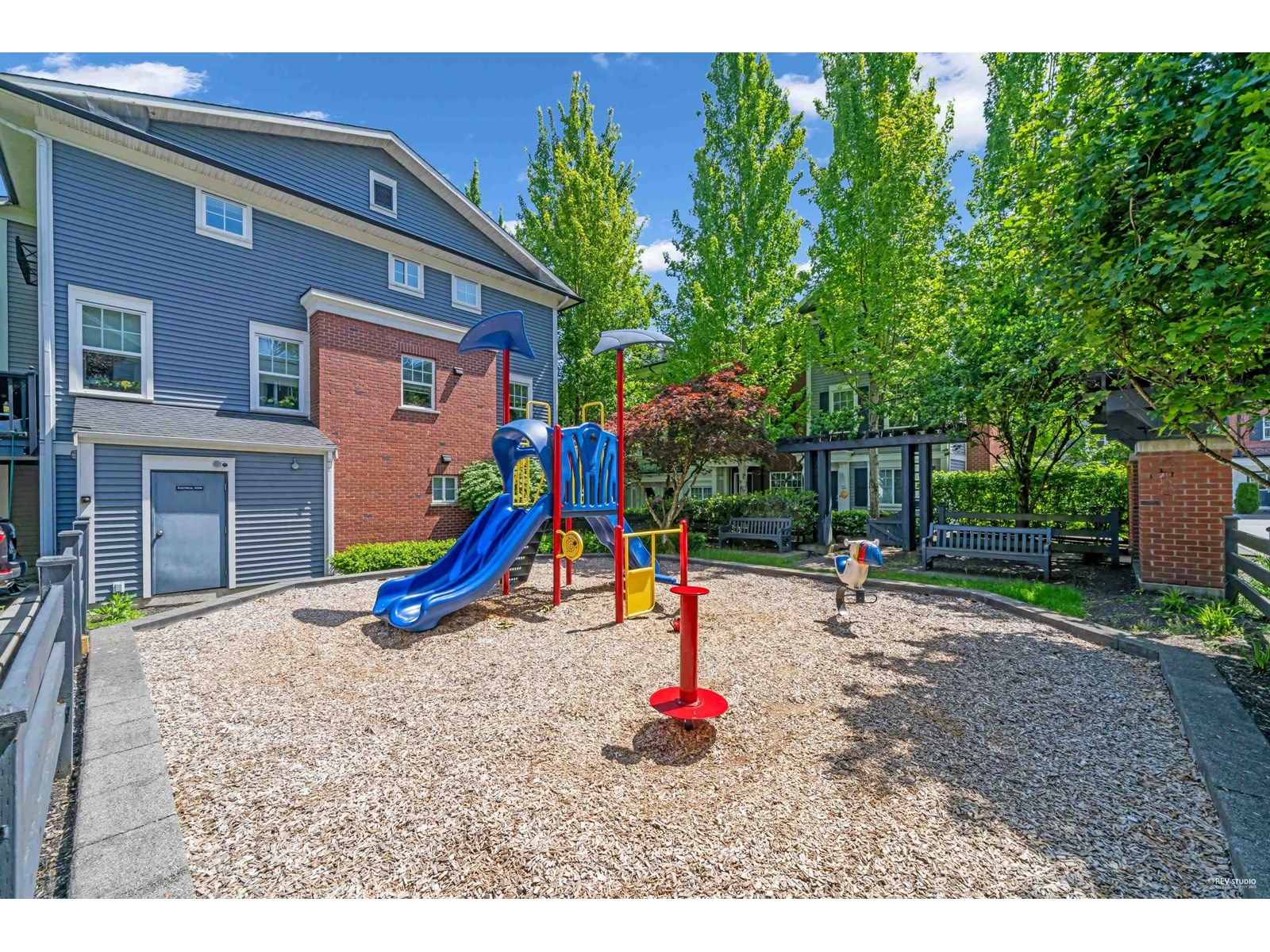 Photo 32 of 53 8767 162 Street, Surrey BC