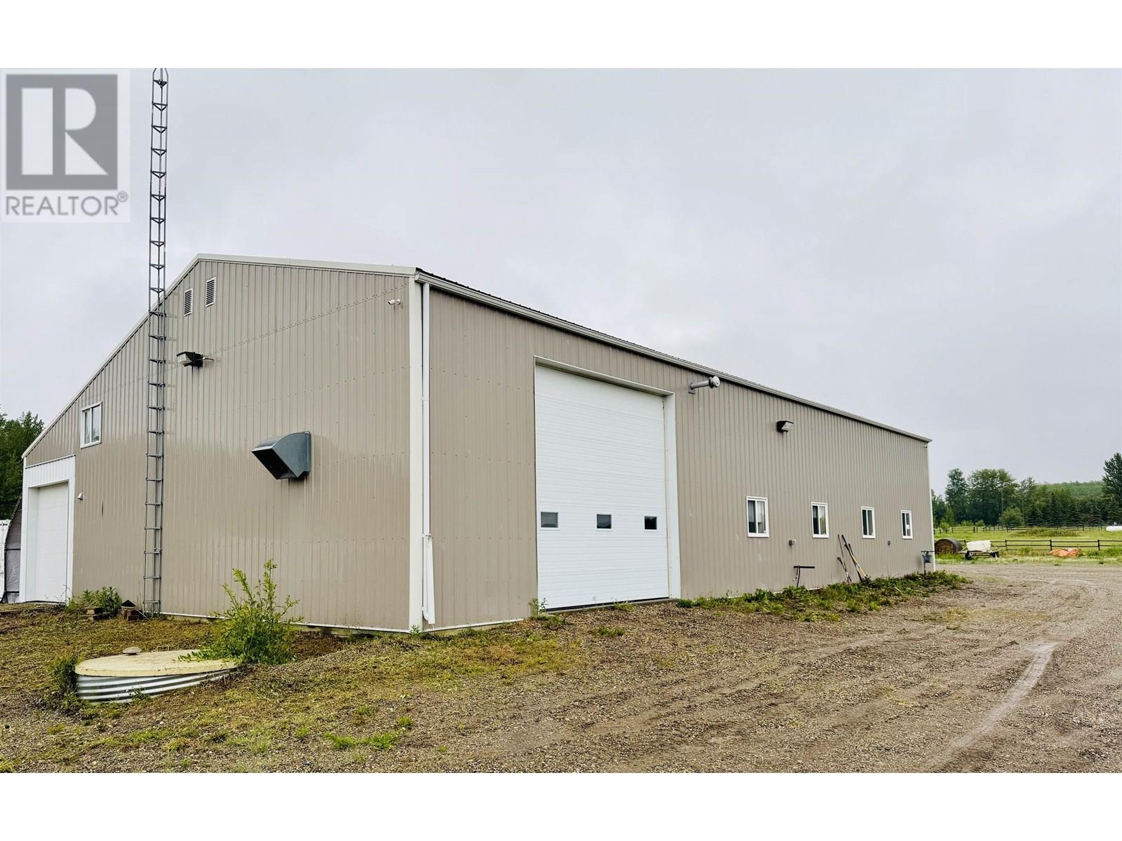 Photo 14 of 12201 Pacific Avenue, Fort St John BC