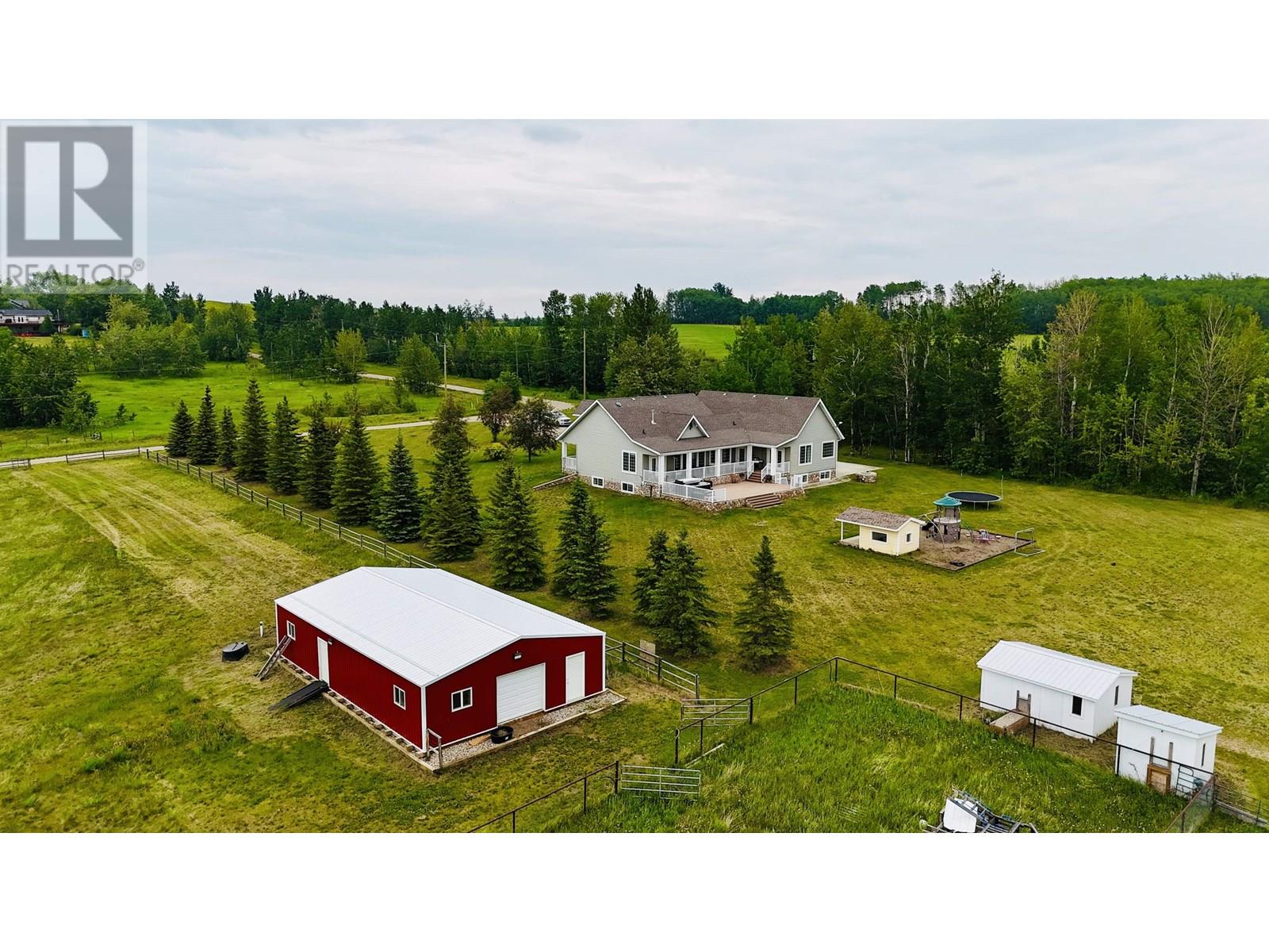 Photo 13 of 12201 Pacific Avenue, Fort St John BC