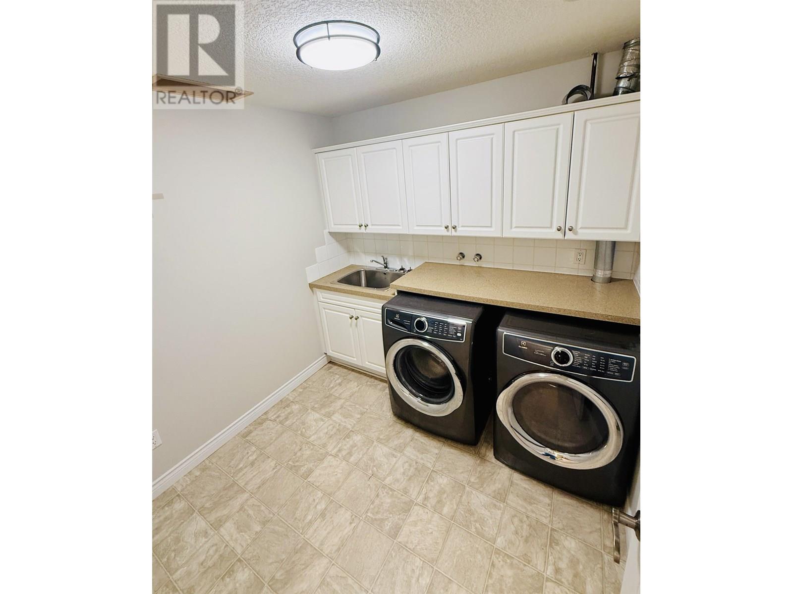 Photo 11 of 12201 Pacific Avenue, Fort St John BC