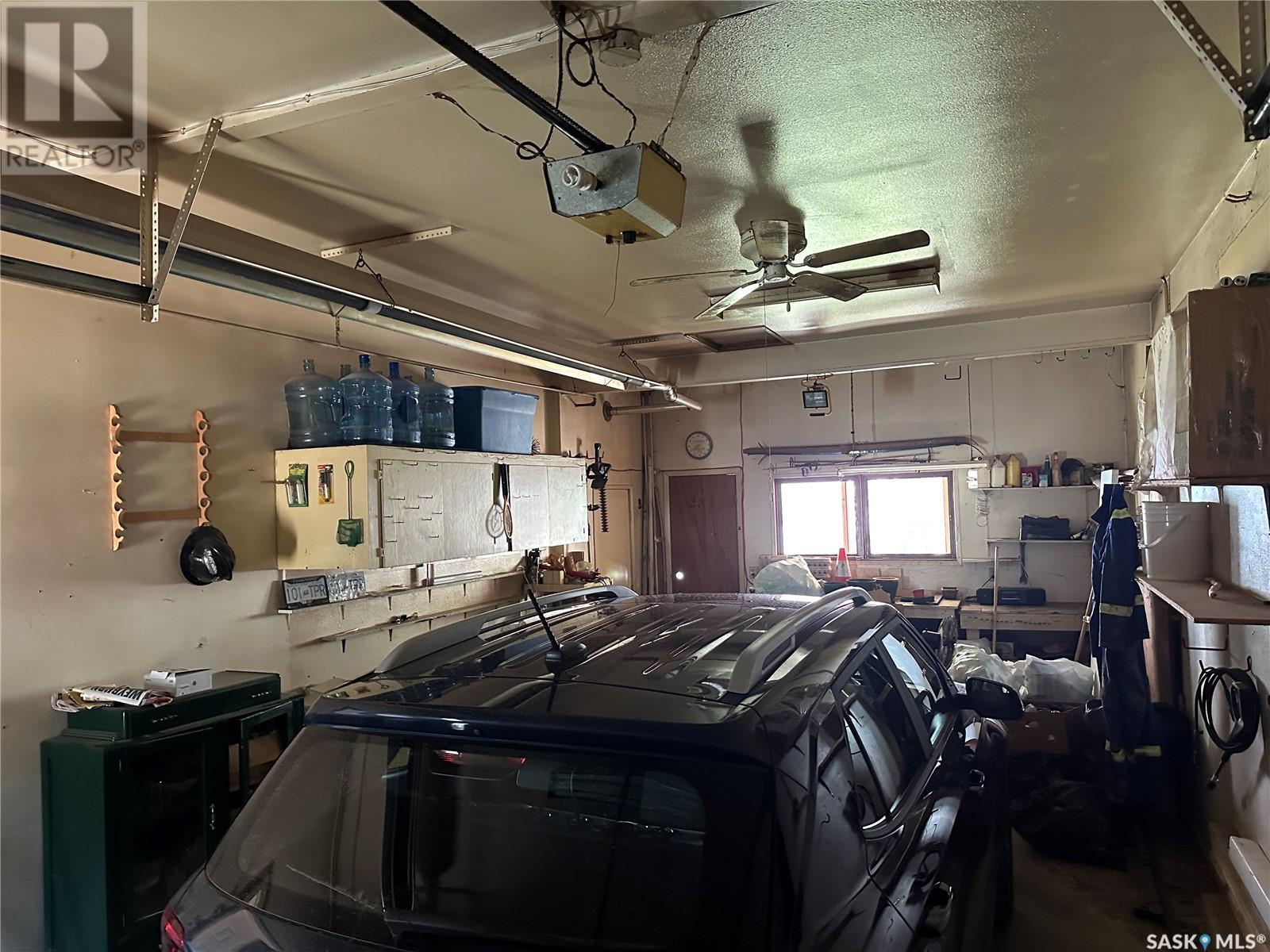 Photo 15 of 261 Bean Crescent, Weyburn SK