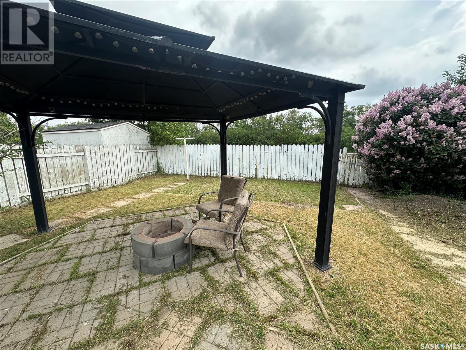Photo 21 of 261 Bean Crescent, Weyburn SK