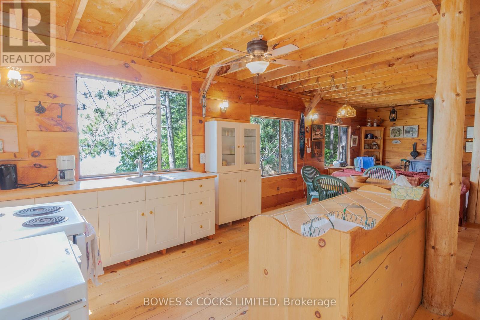 Photo 10 of 278 Weslemkoon Lake Wao, Addington Highlands ON