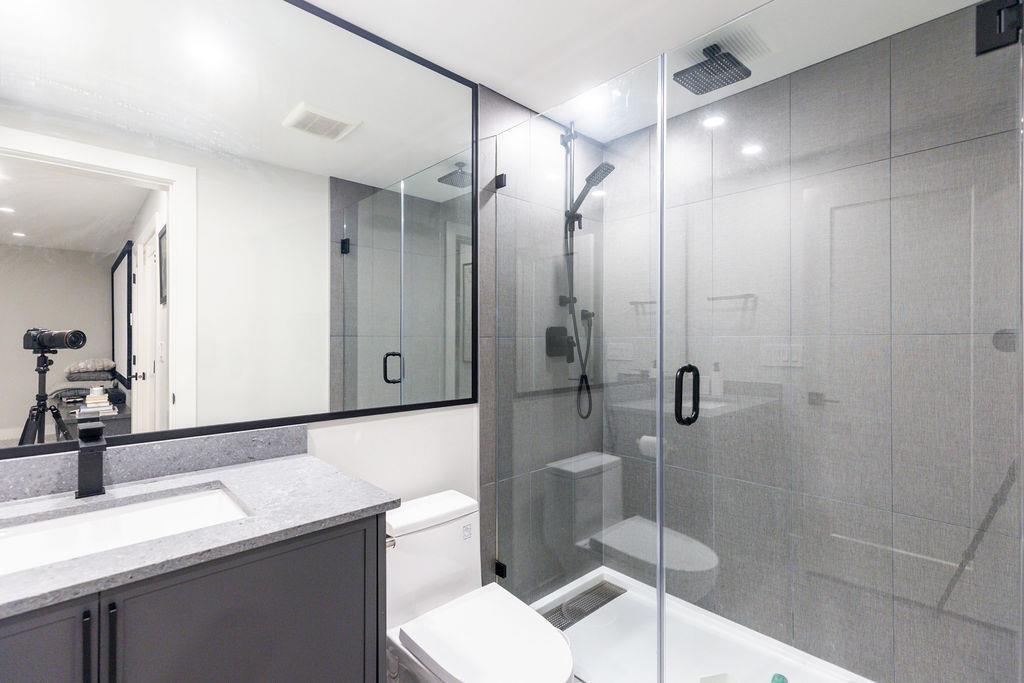 Photo 9 of 7002 W Brewster Drive, Delta BC