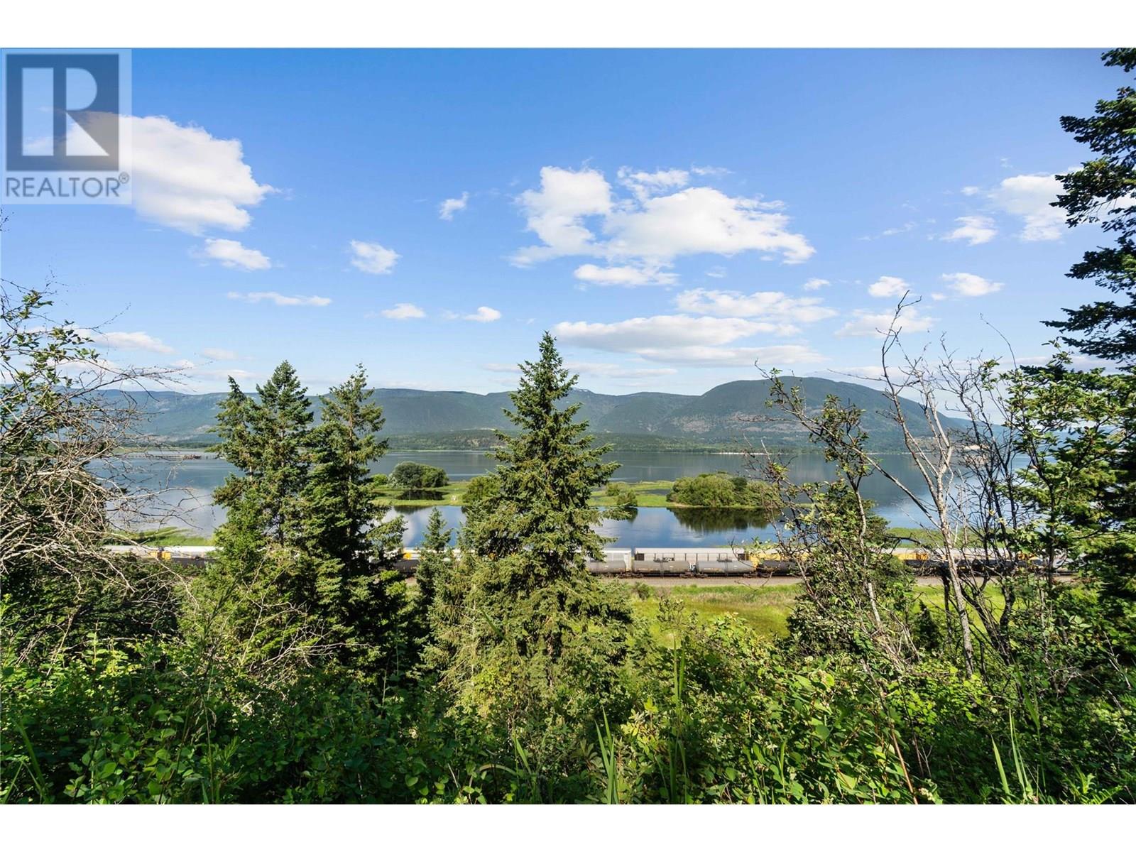 Photo 24 of 1801 20 Avenue Ne, Salmon Arm BC