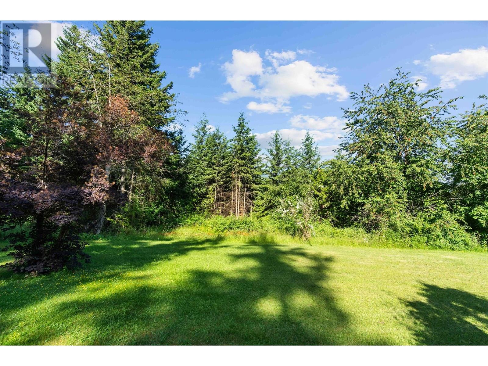 Photo 35 of 1801 20 Avenue Ne, Salmon Arm BC