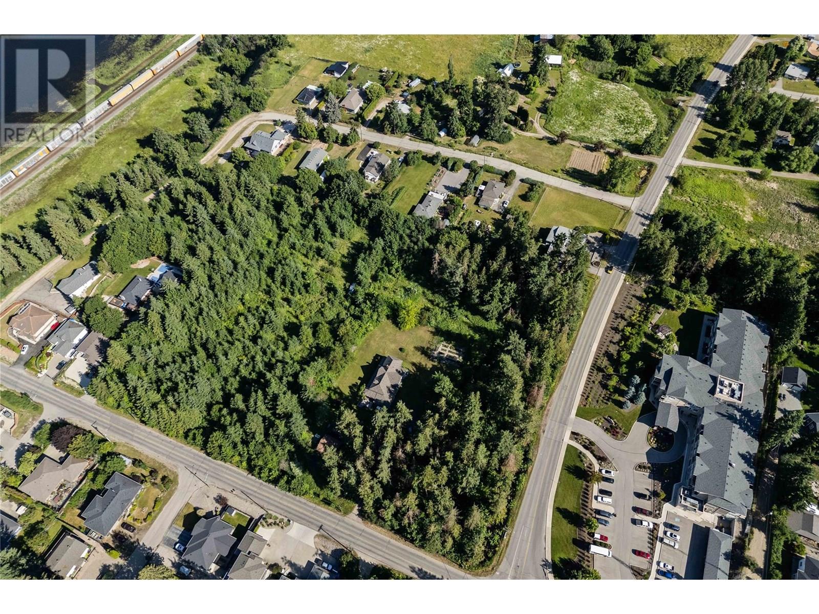 Photo 42 of 1801 20 Avenue Ne, Salmon Arm BC