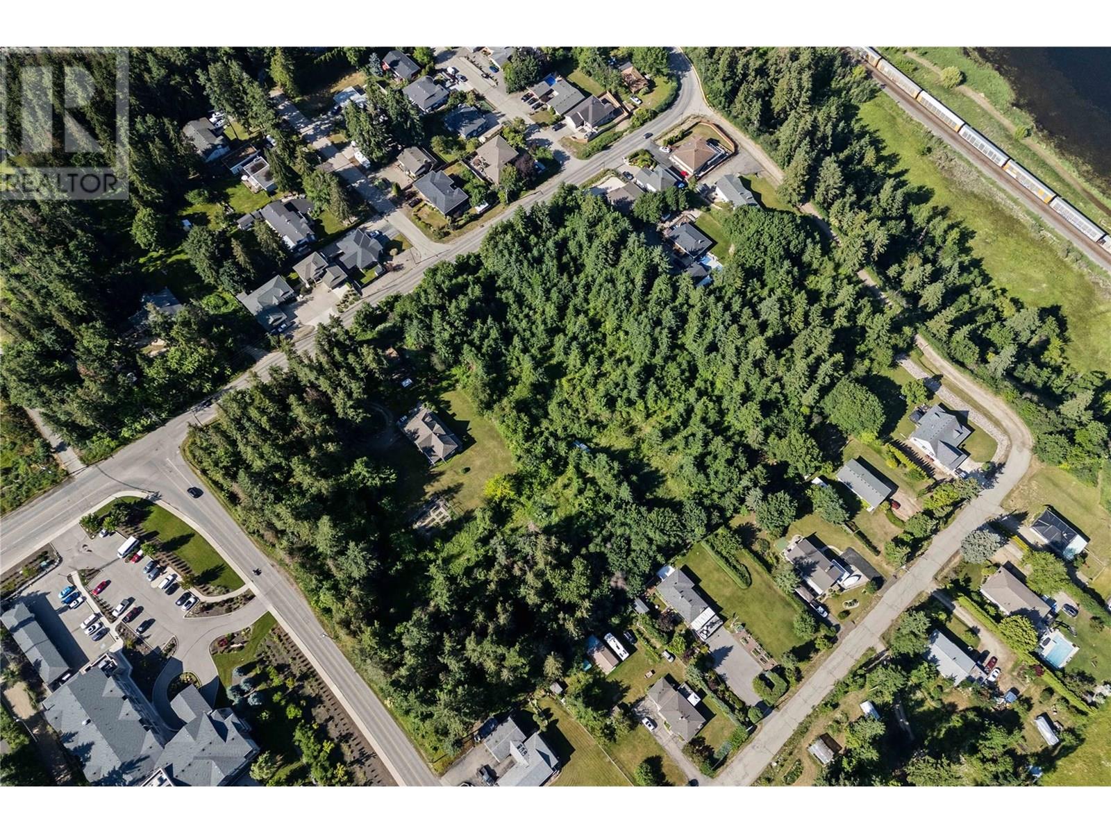 Photo 38 of 1801 20 Avenue Ne, Salmon Arm BC