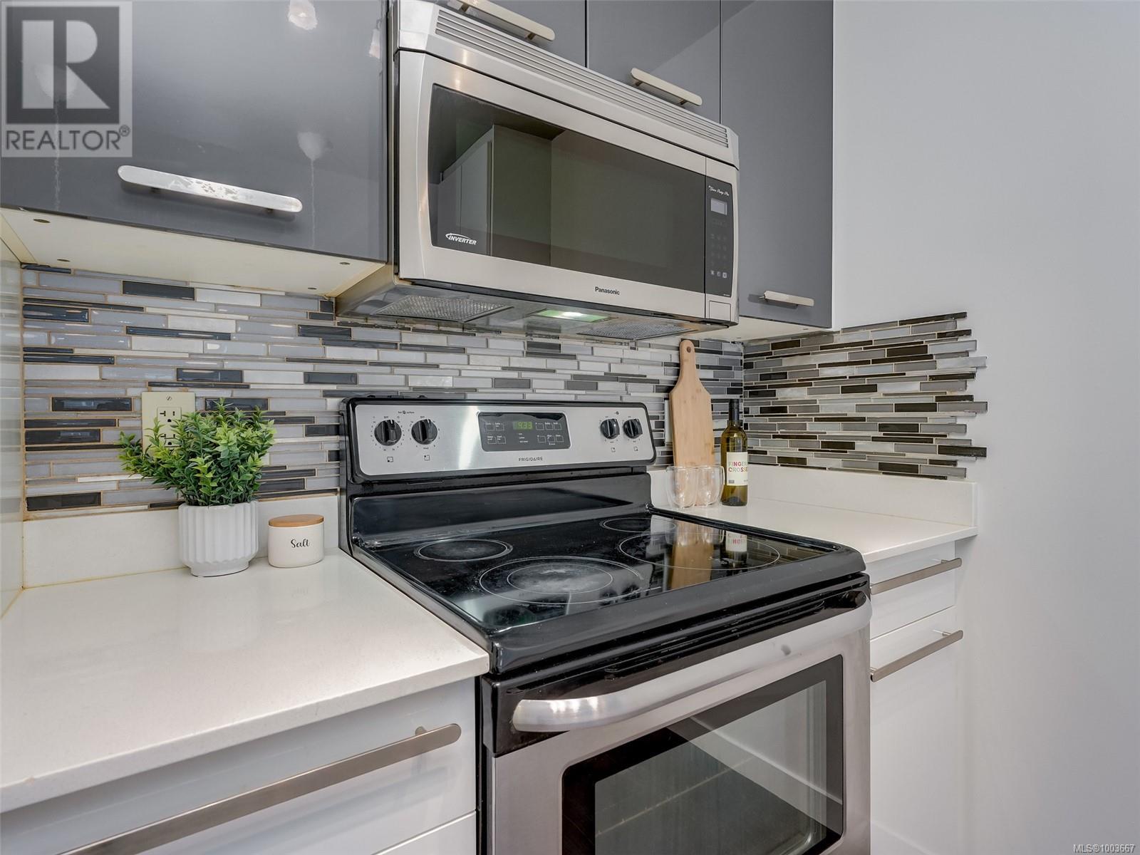 Photo 22 of 310 2871 Jacklin Rd, Langford BC