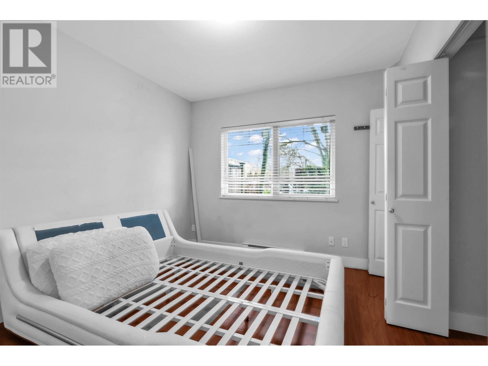 Photo 11 of 1 8400 Cook Road, Richmond BC