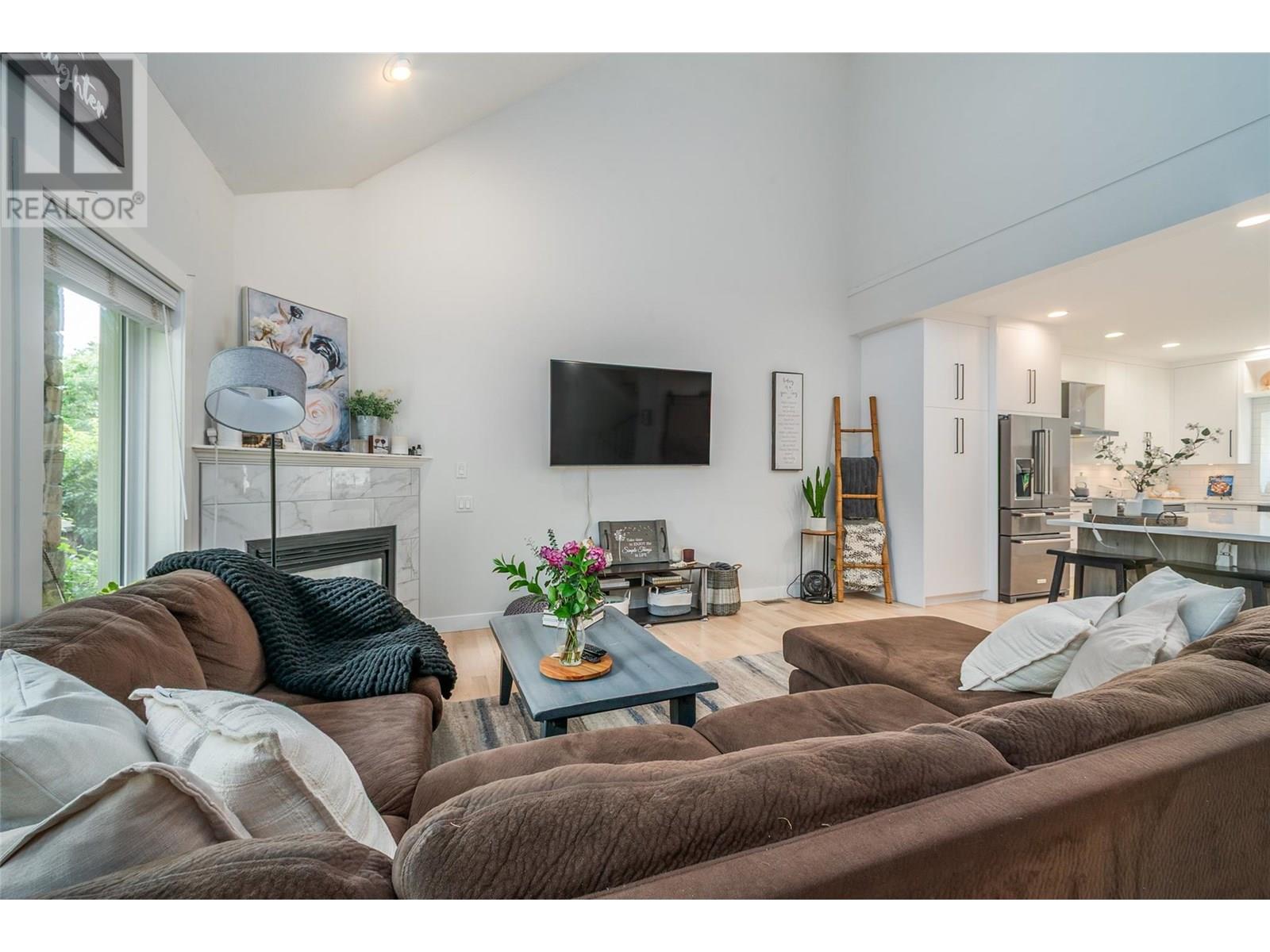 106 690 Lequime Road, Kelowna
