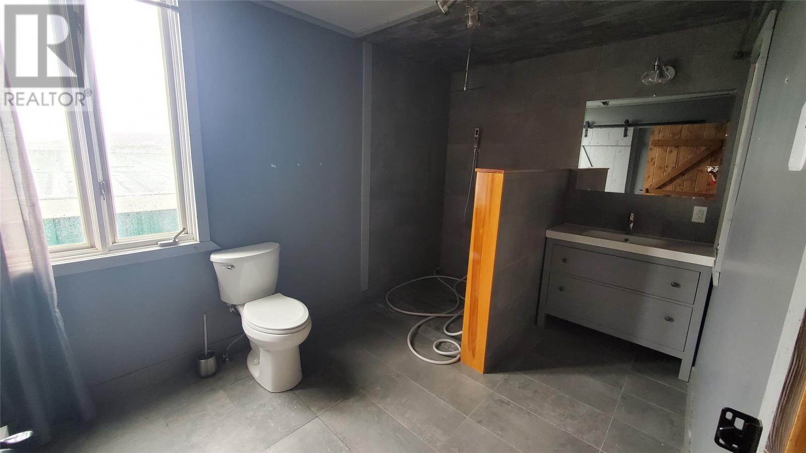 223-227 WEST STREET - 27