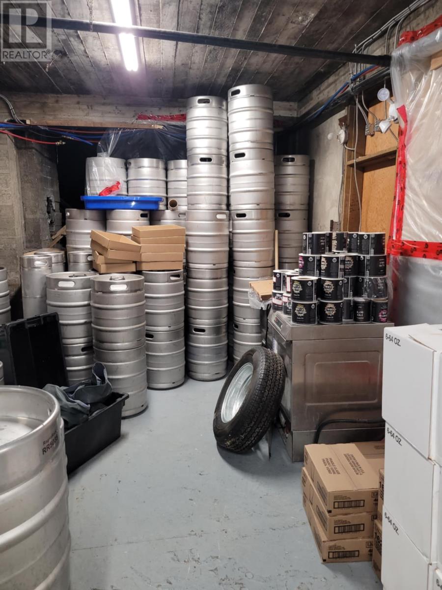 223-227 WEST STREET - 30