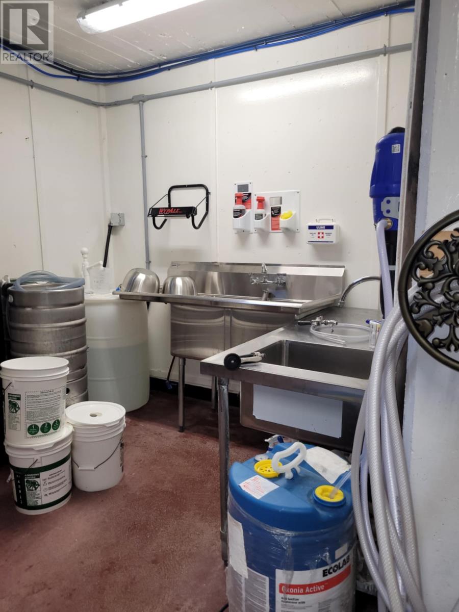 223-227 WEST STREET - 39