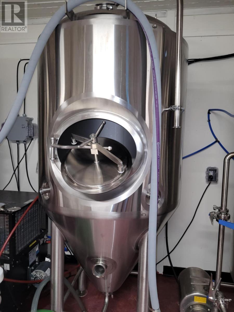 223-227 WEST STREET - 43