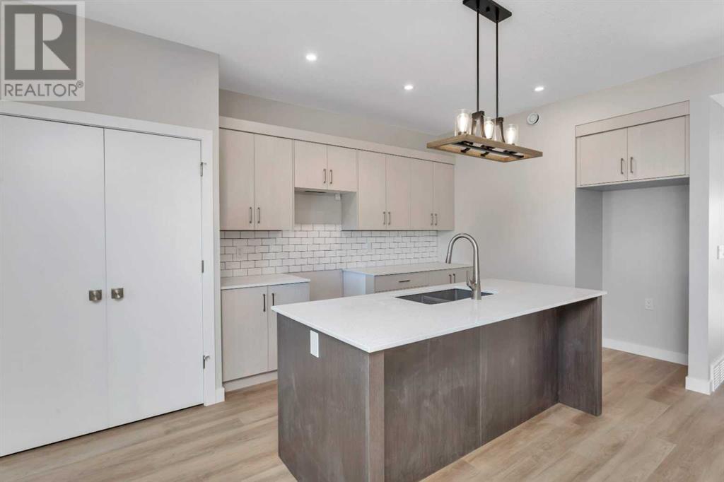 Photo 3 of 101 Aztec Crescent, Blackfalds AB