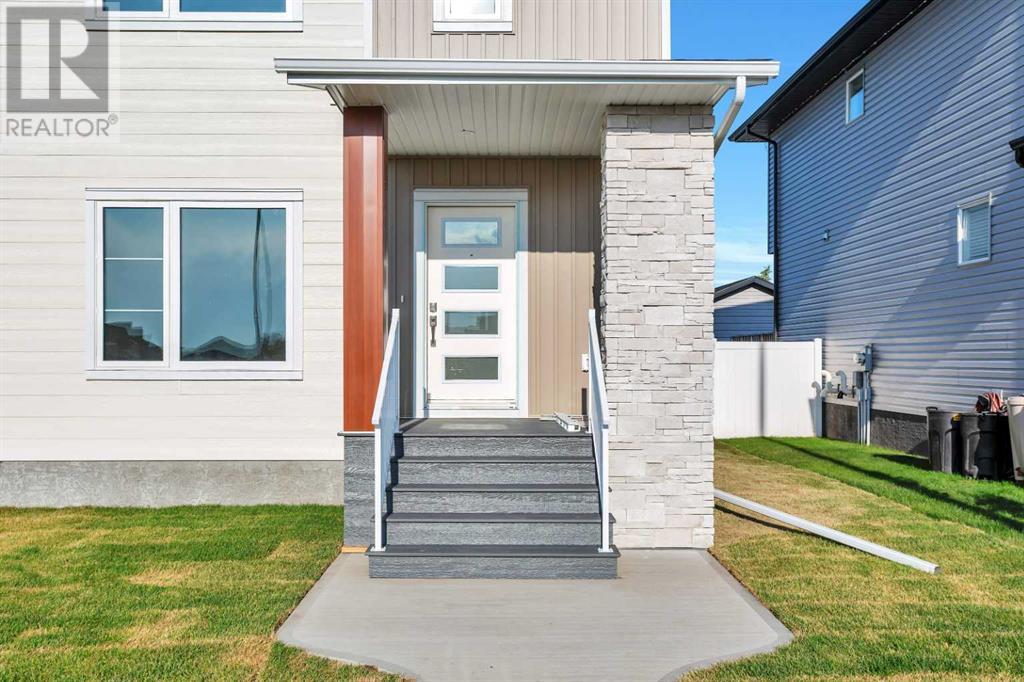 Photo 8 of 101 Aztec Crescent, Blackfalds AB