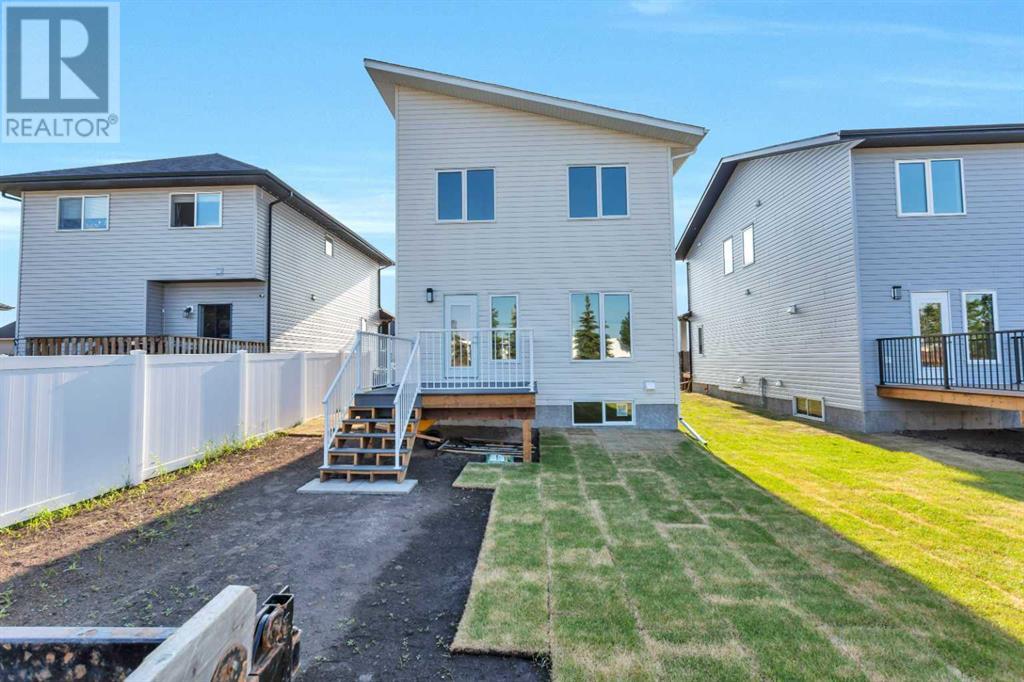 Photo 31 of 101 Aztec Crescent, Blackfalds AB