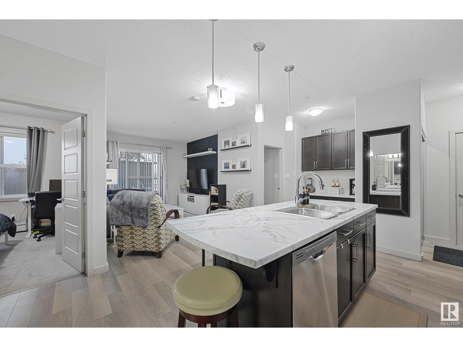 Photo 7 of 116 320 Ambleside Link Sw, Edmonton AB