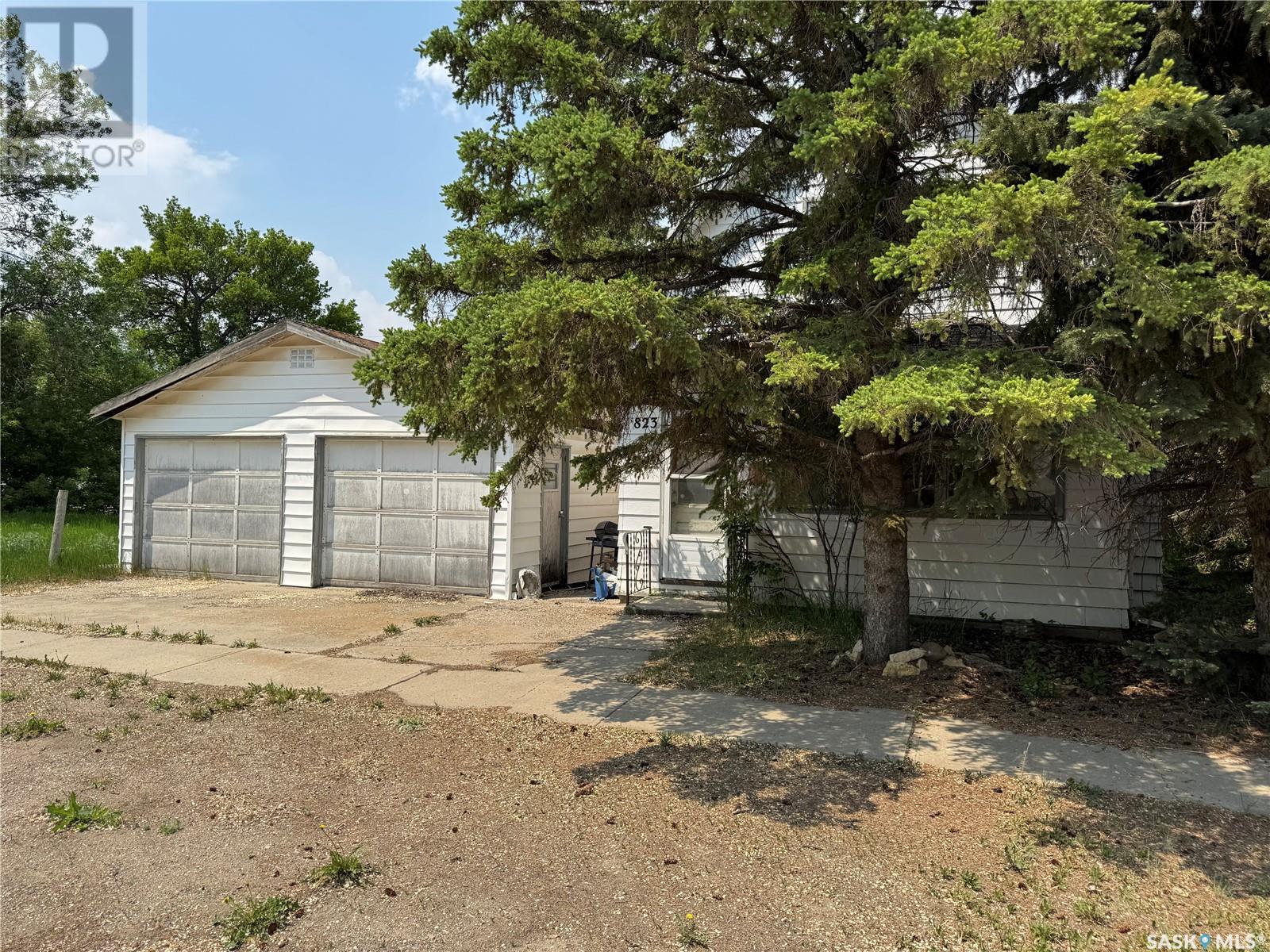823 Main STREET - photo 2