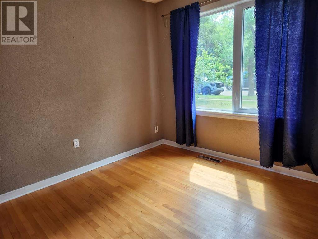 Photo 17 of 5406 45 Street, Lloydminster AB