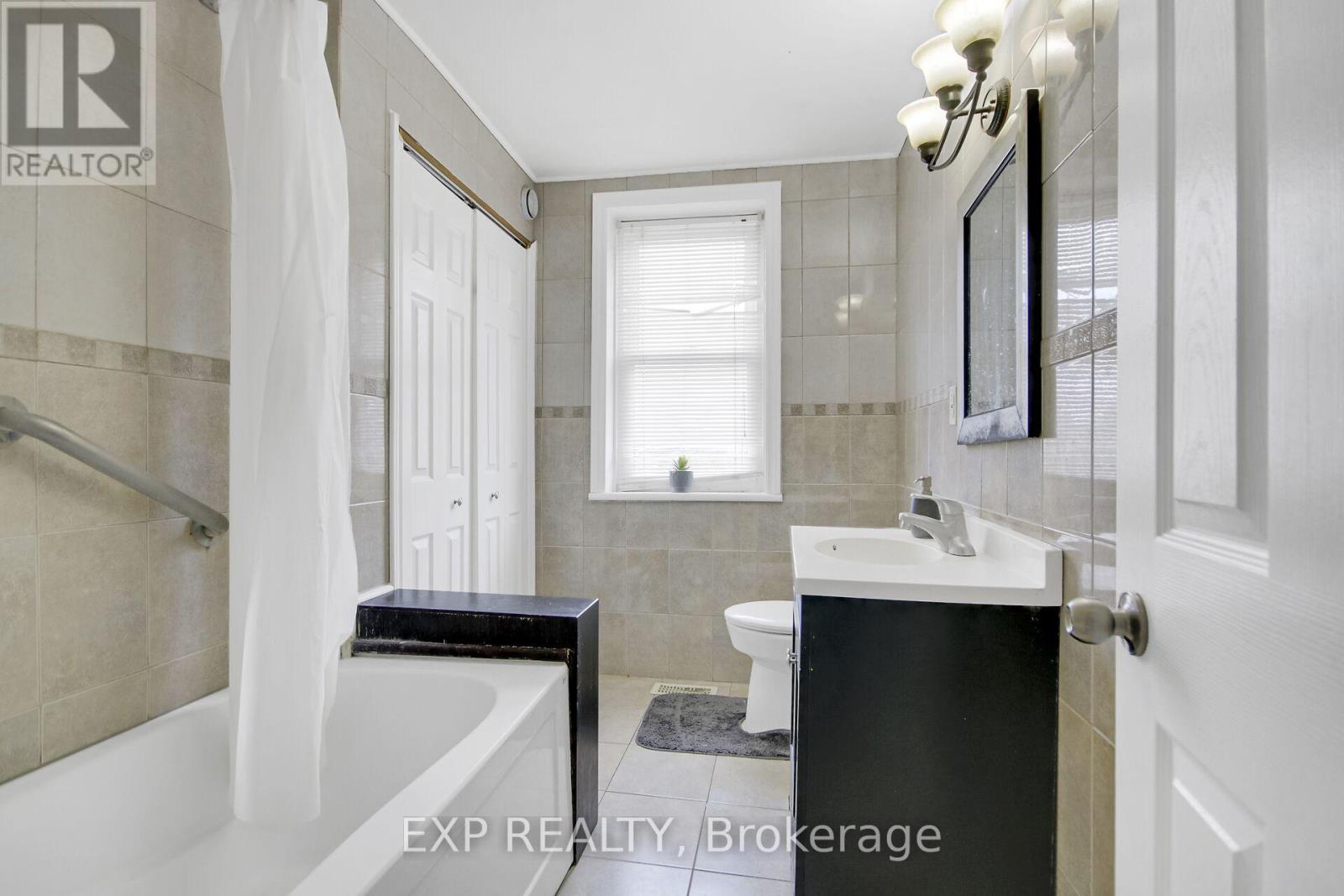 Photo 11 of 1558 Stagecoach Road, Ottawa ON