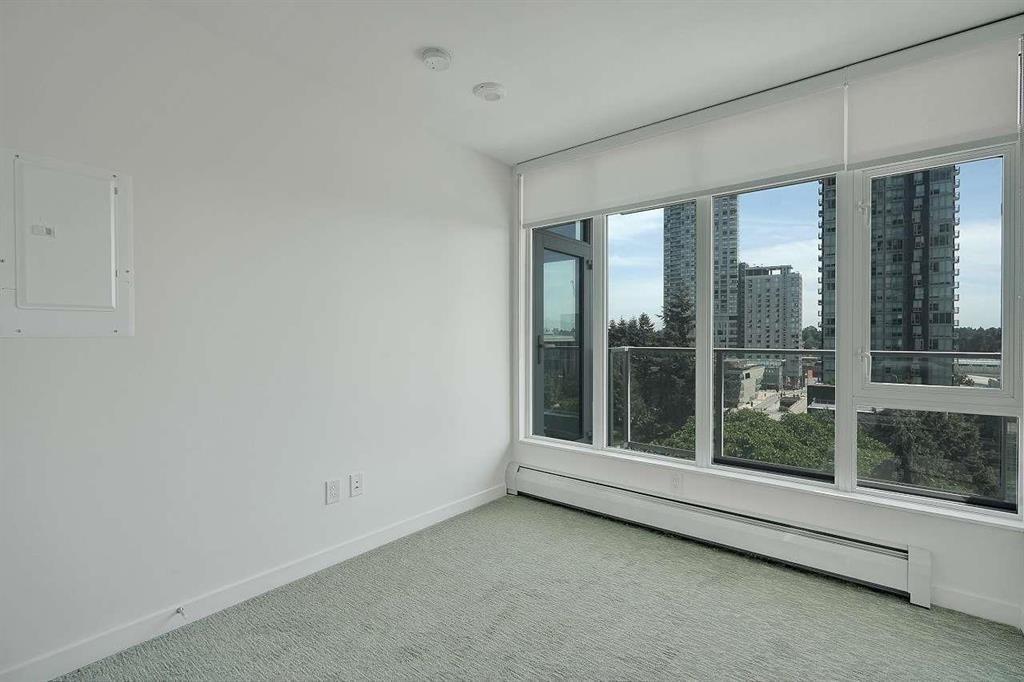 Photo 15 of 708 13350 Central Avenue, Surrey BC