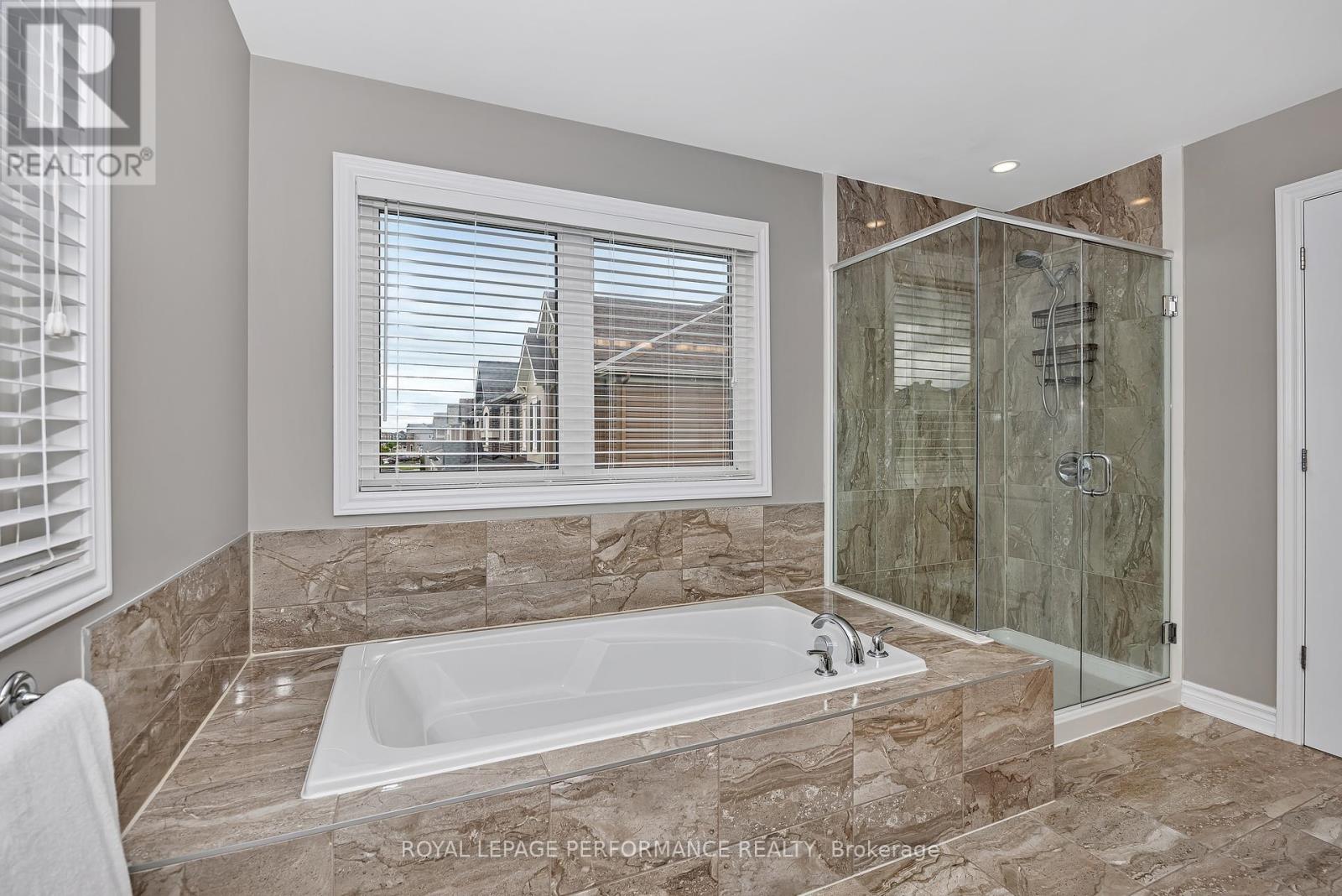 Photo 14 of 344 Hepatica Way, Ottawa ON