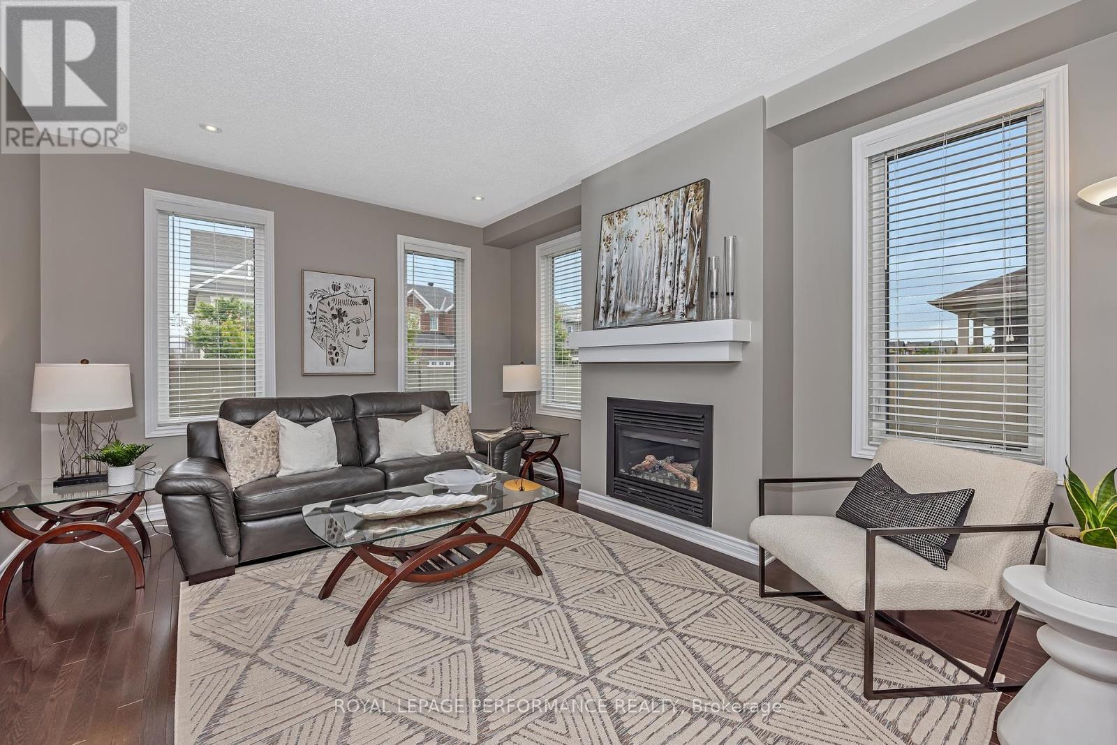 Photo 3 of 344 Hepatica Way, Ottawa ON