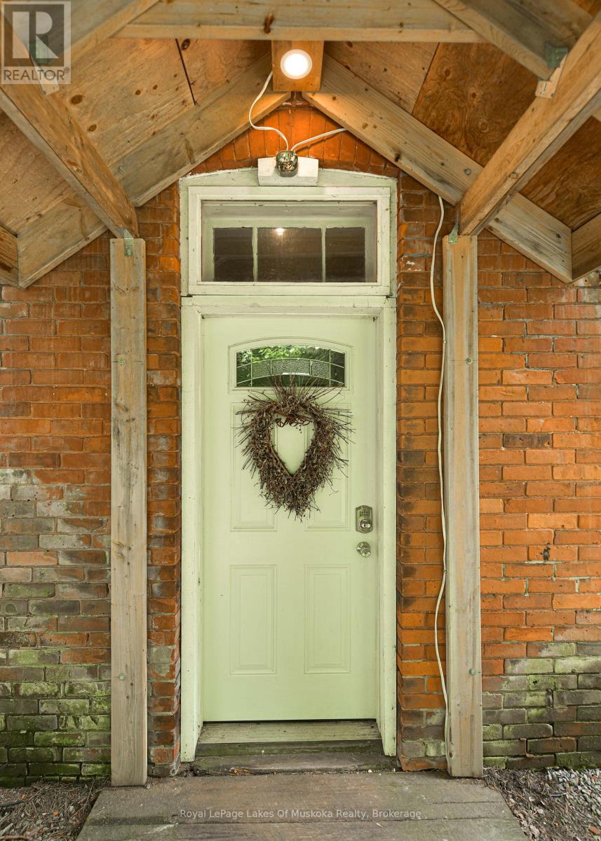Photo 40 of 25 Township Hall Road, Huntsville ON
