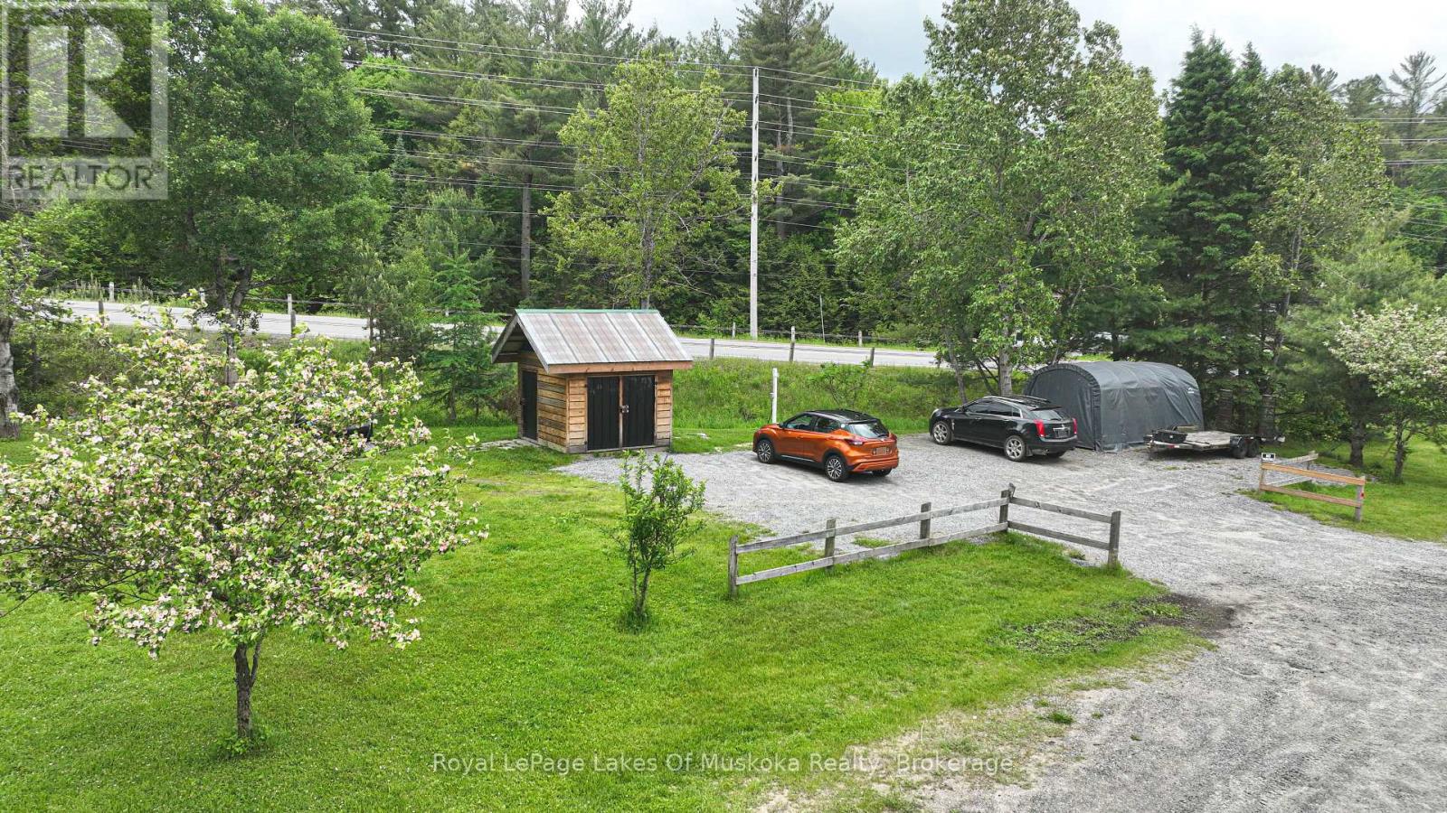 Photo 6 of 25 Township Hall Road, Huntsville ON