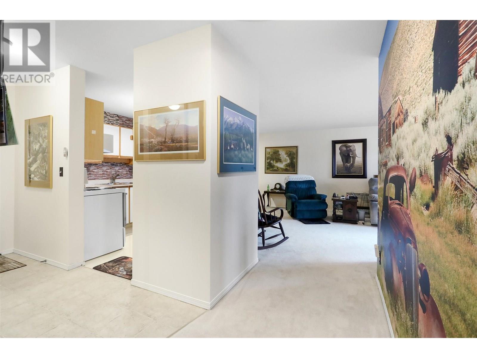 #111 180 HOLLYWOOD ROAD - Image 18