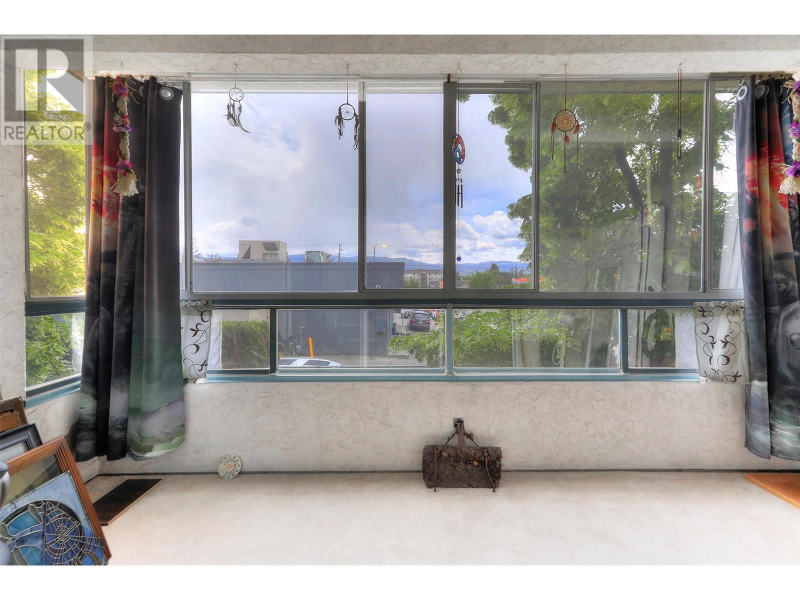 #111 180 HOLLYWOOD ROAD - Image 23