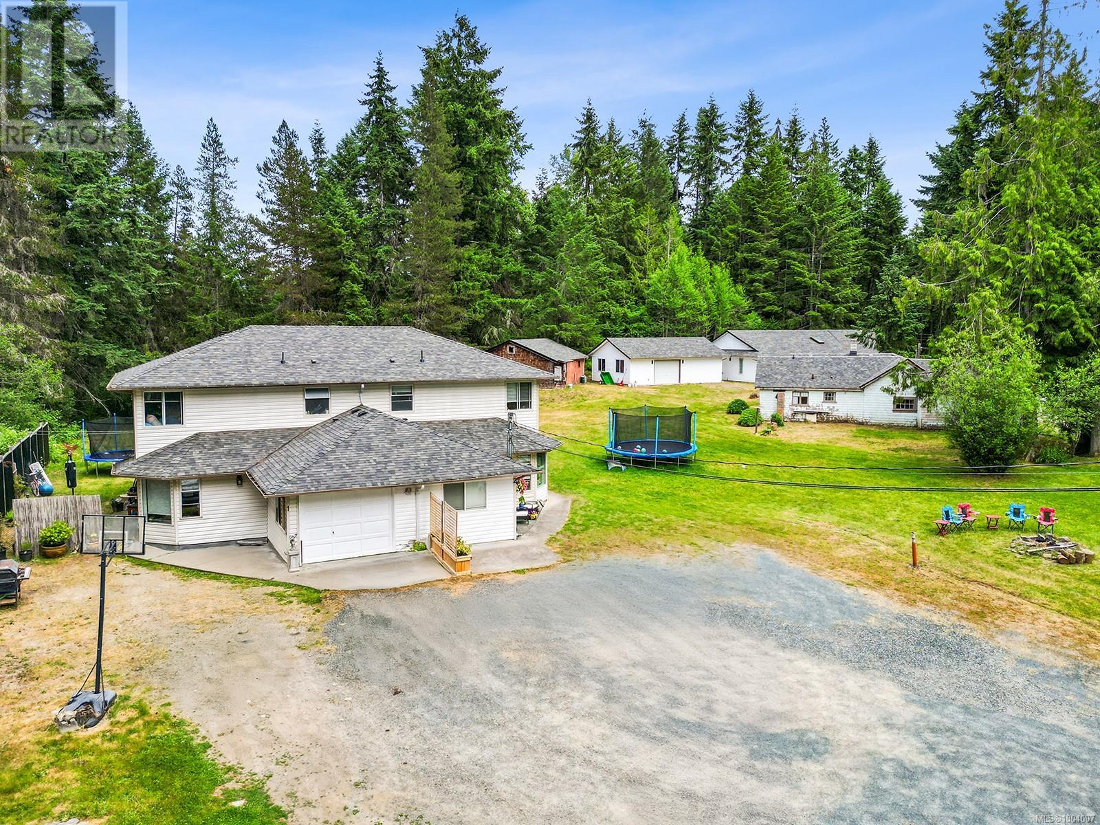 Photo 1 of 1533 Braddock Rd, Errington BC