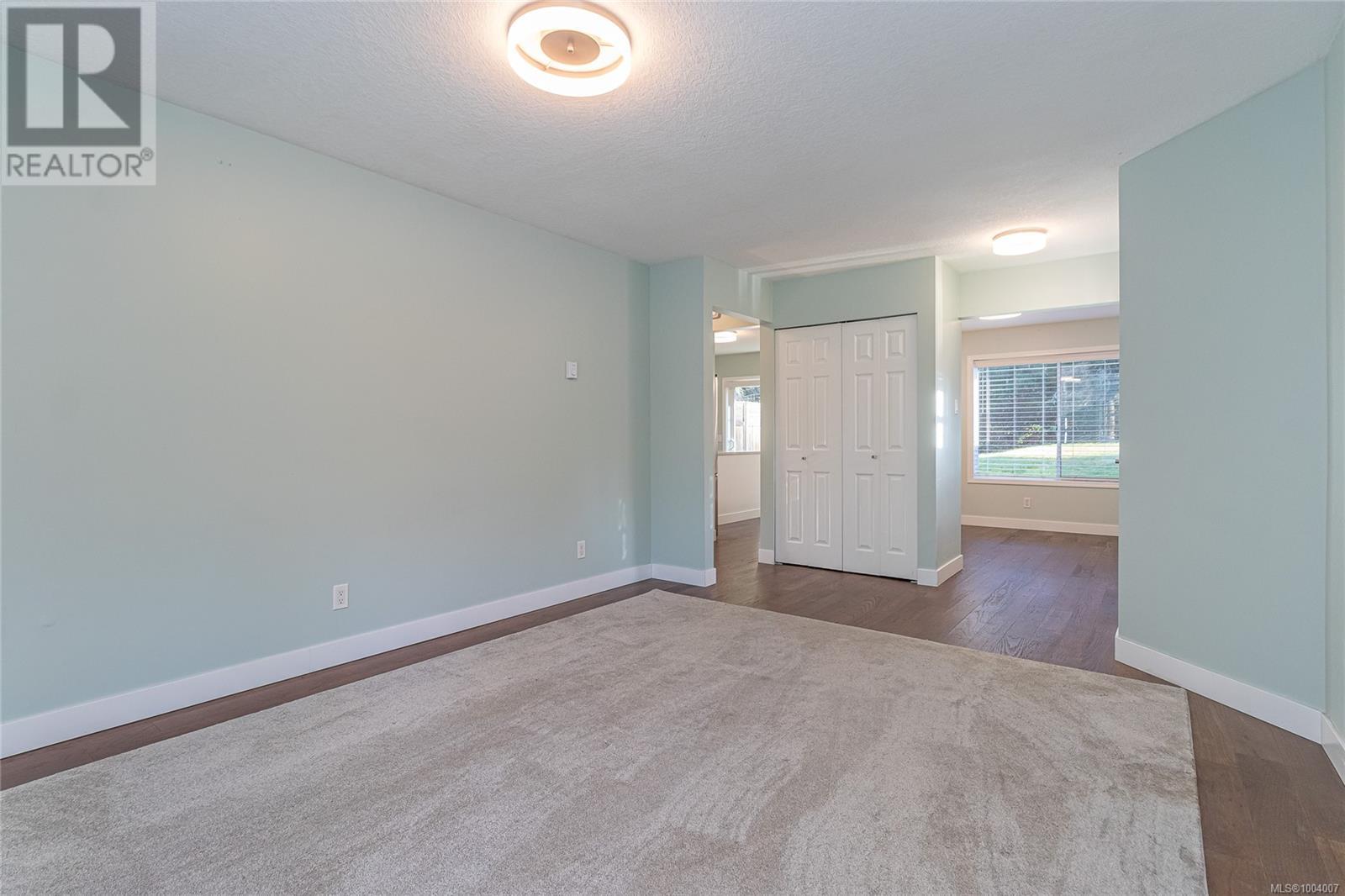 Photo 10 of 1533 Braddock Rd, Errington BC