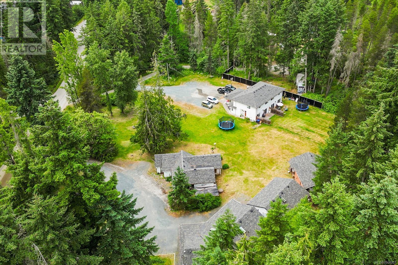 Photo 2 of 1533 Braddock Rd, Errington BC