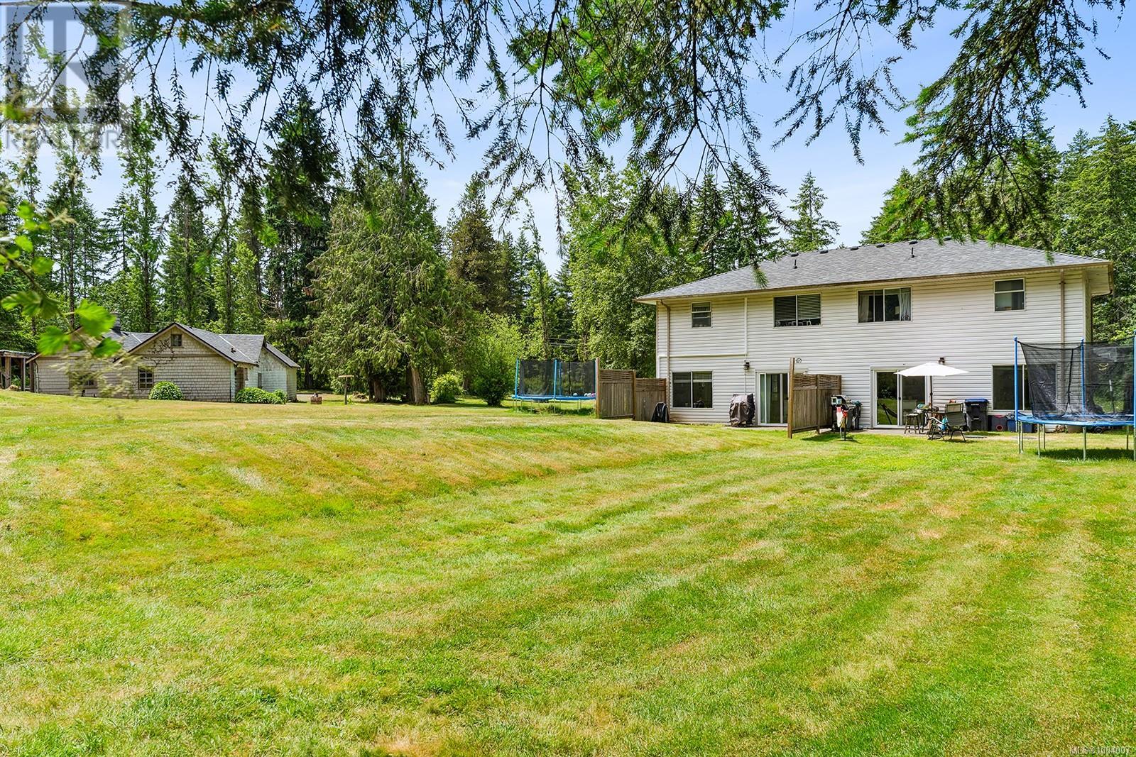 Photo 59 of 1533 Braddock Rd, Errington BC