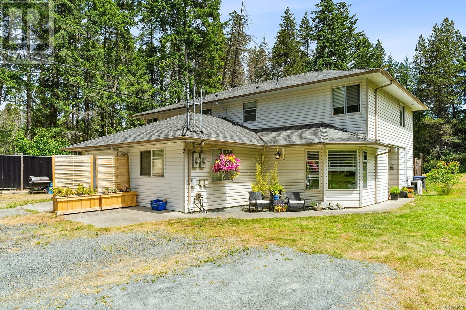 Photo 6 of 1533 Braddock Rd, Errington BC