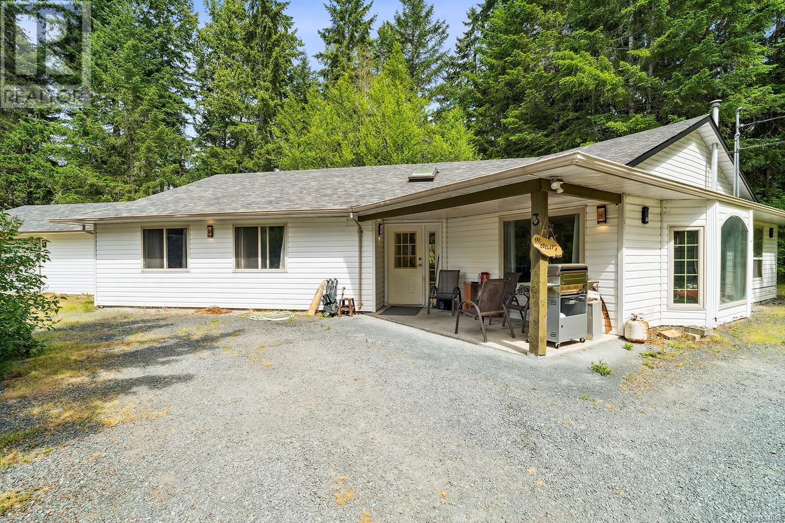 Photo 65 of 1533 Braddock Rd, Errington BC