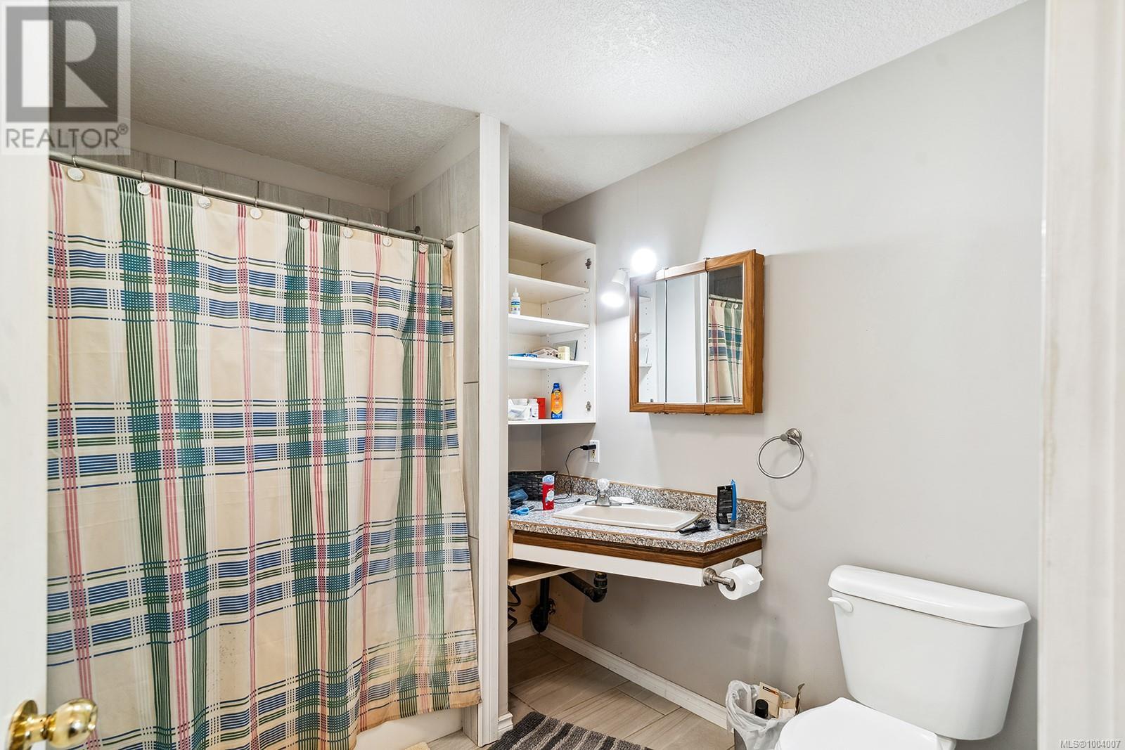 Photo 74 of 1533 Braddock Rd, Errington BC