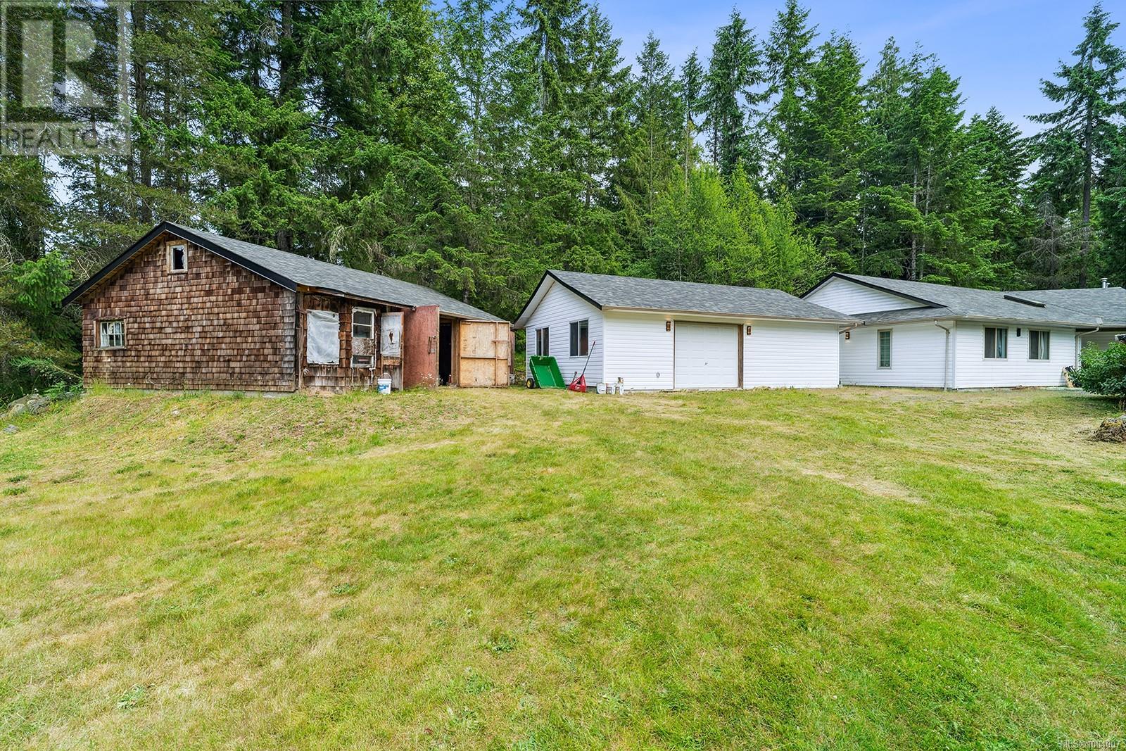 Photo 75 of 1533 Braddock Rd, Errington BC