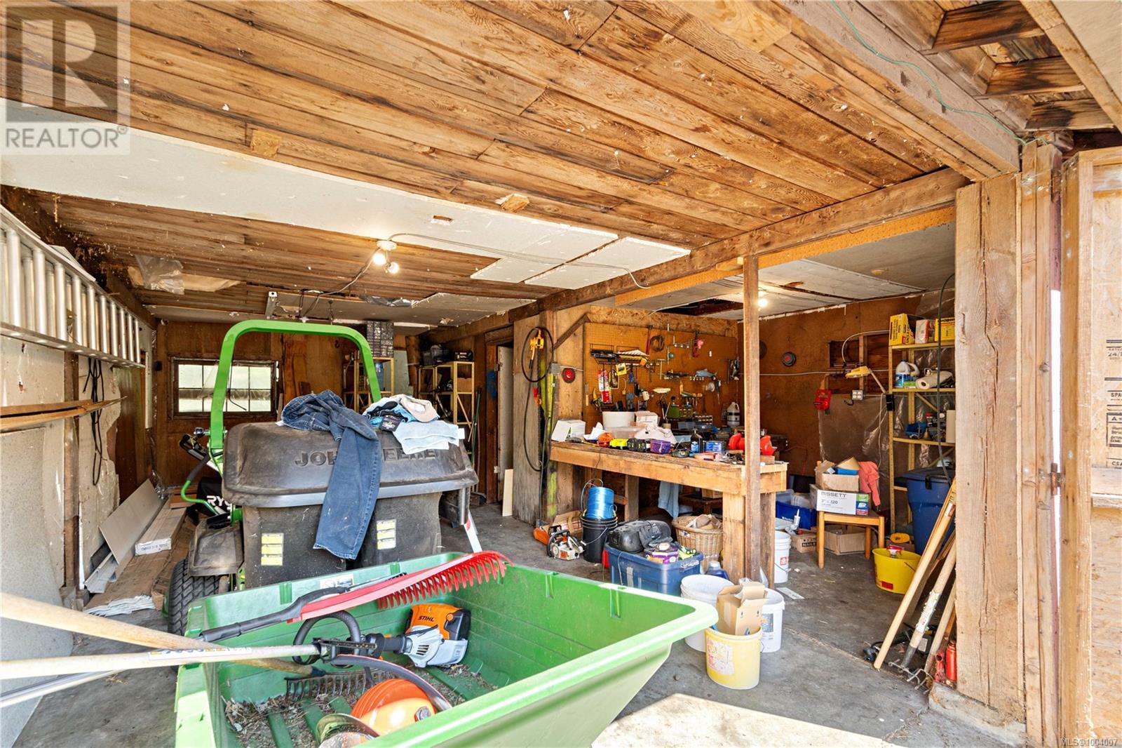 Photo 77 of 1533 Braddock Rd, Errington BC