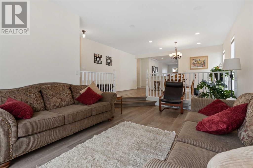 Single Family House Bungalow for Sale in   Avenue Victoria Park Camrose 