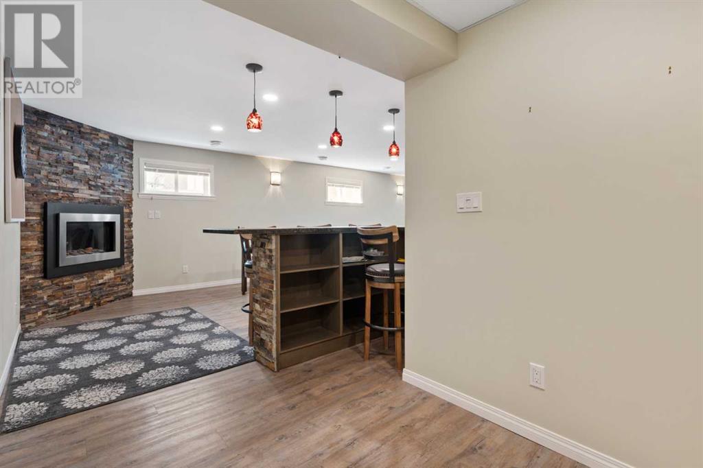 Single Family House Bungalow for Sale in   Avenue Victoria Park Camrose 