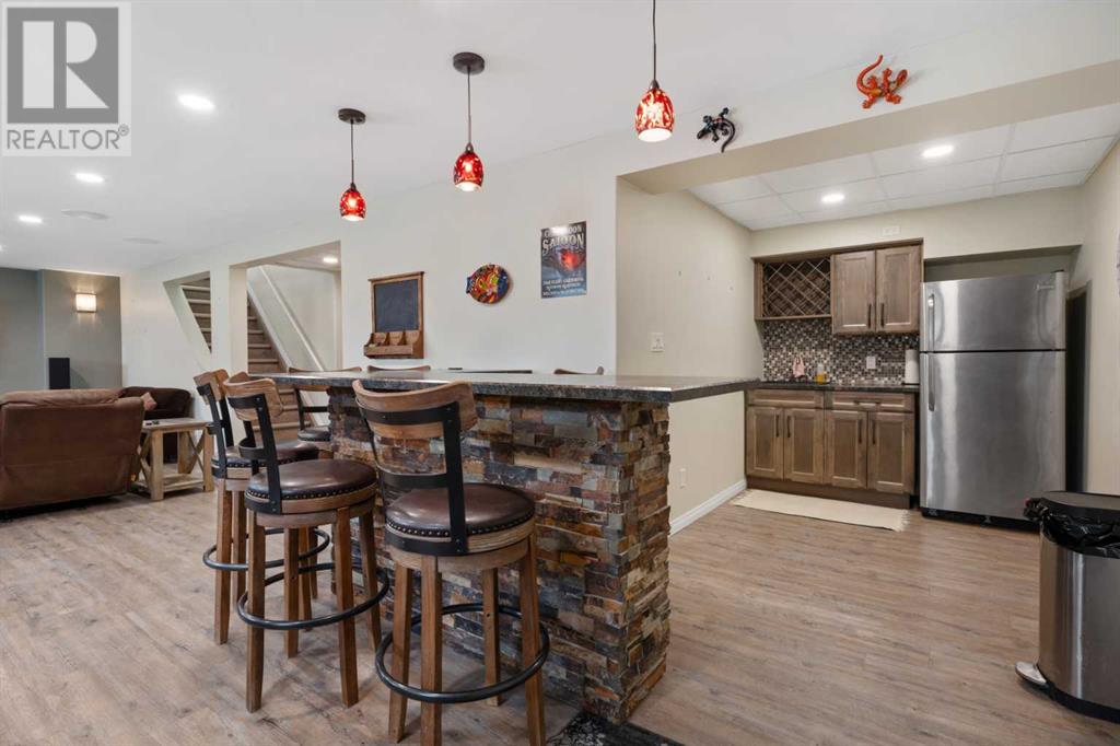 Single Family House Bungalow for Sale in   Avenue Victoria Park Camrose 