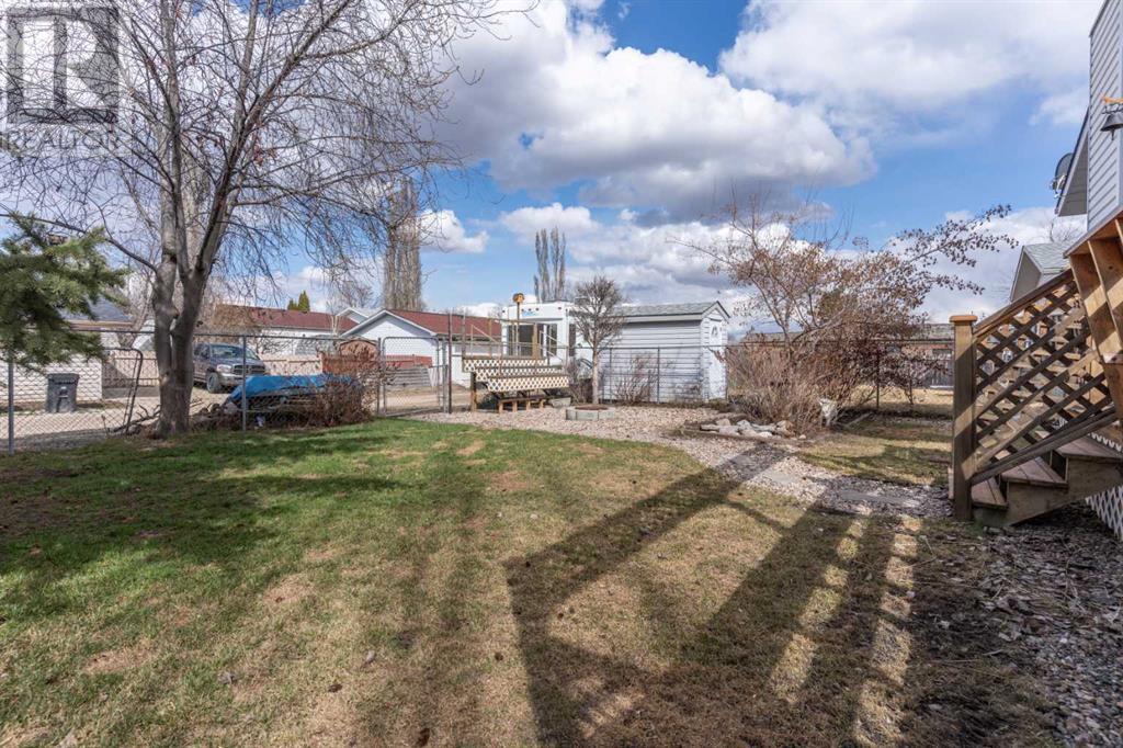Single Family House Bungalow for Sale in   Avenue Victoria Park Camrose 