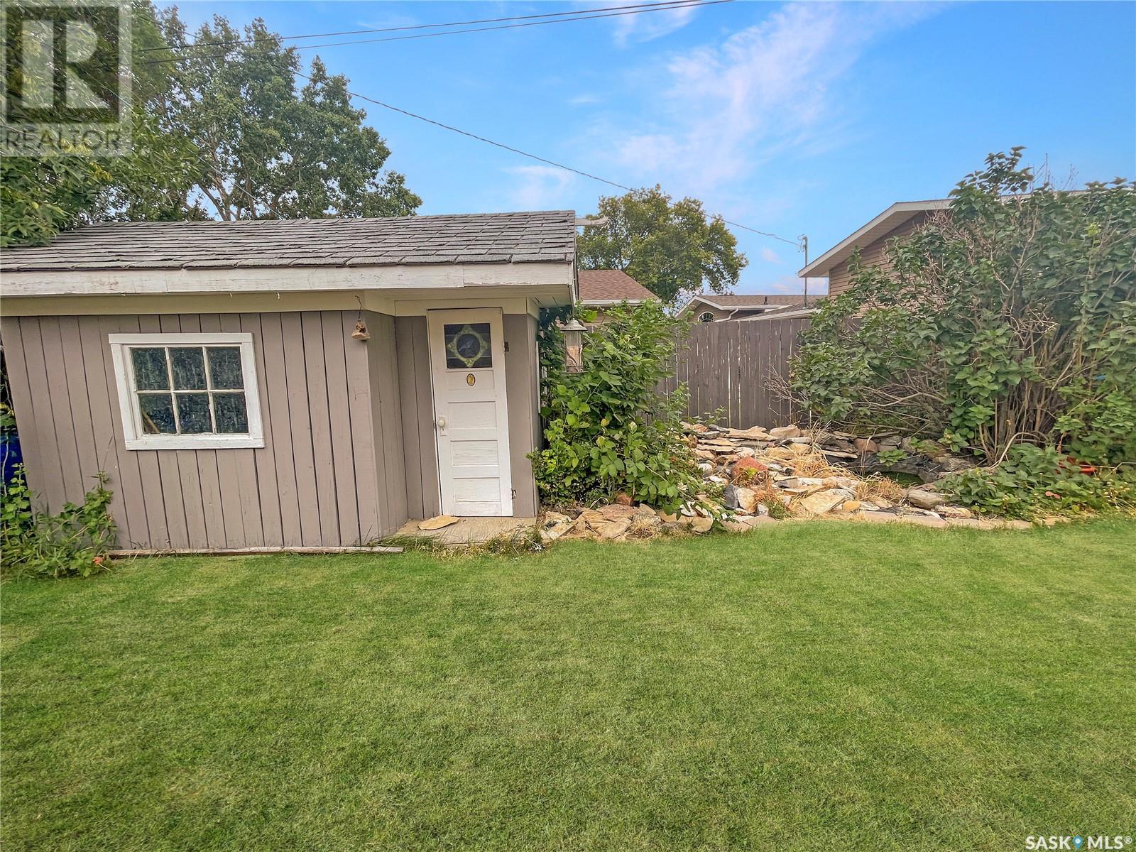 Single Family House for Sale in  Macdonald CRESCENT Swift Current 